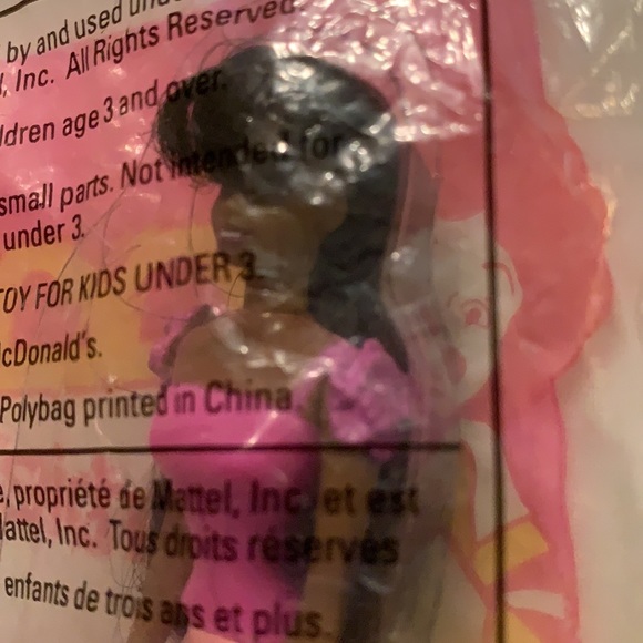 NIP 1996 Ethnic Barbie McDonalds Happy Meal Toy - Picture 4 of 4